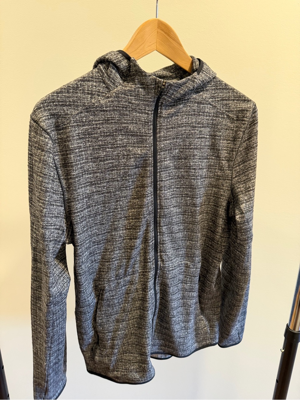 lululemon athletica Men's Heather Charcoal Full-Zip Hoodie